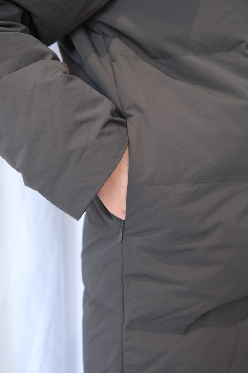 PRUIT MIDDLE DOWN JACKET / BROWN
