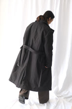 Load image into Gallery viewer, DUVET TRENCH / BLACK TIDE COTTON NYLON