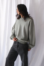 画像をギャラリービューアに読み込む, BUBBLE CREWNECK / GREEN FADE