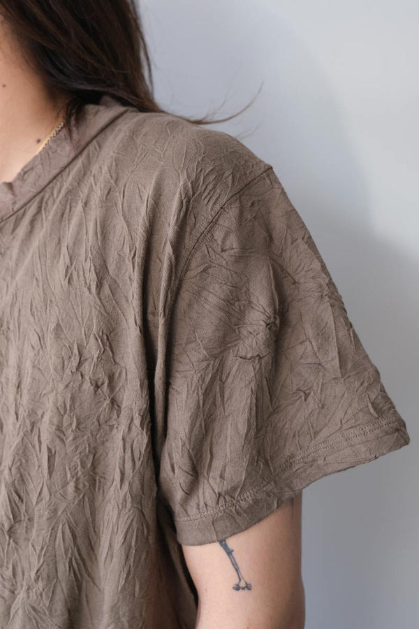 BLISS T-SHIRT / OLIVE CRINKELE JERSEY