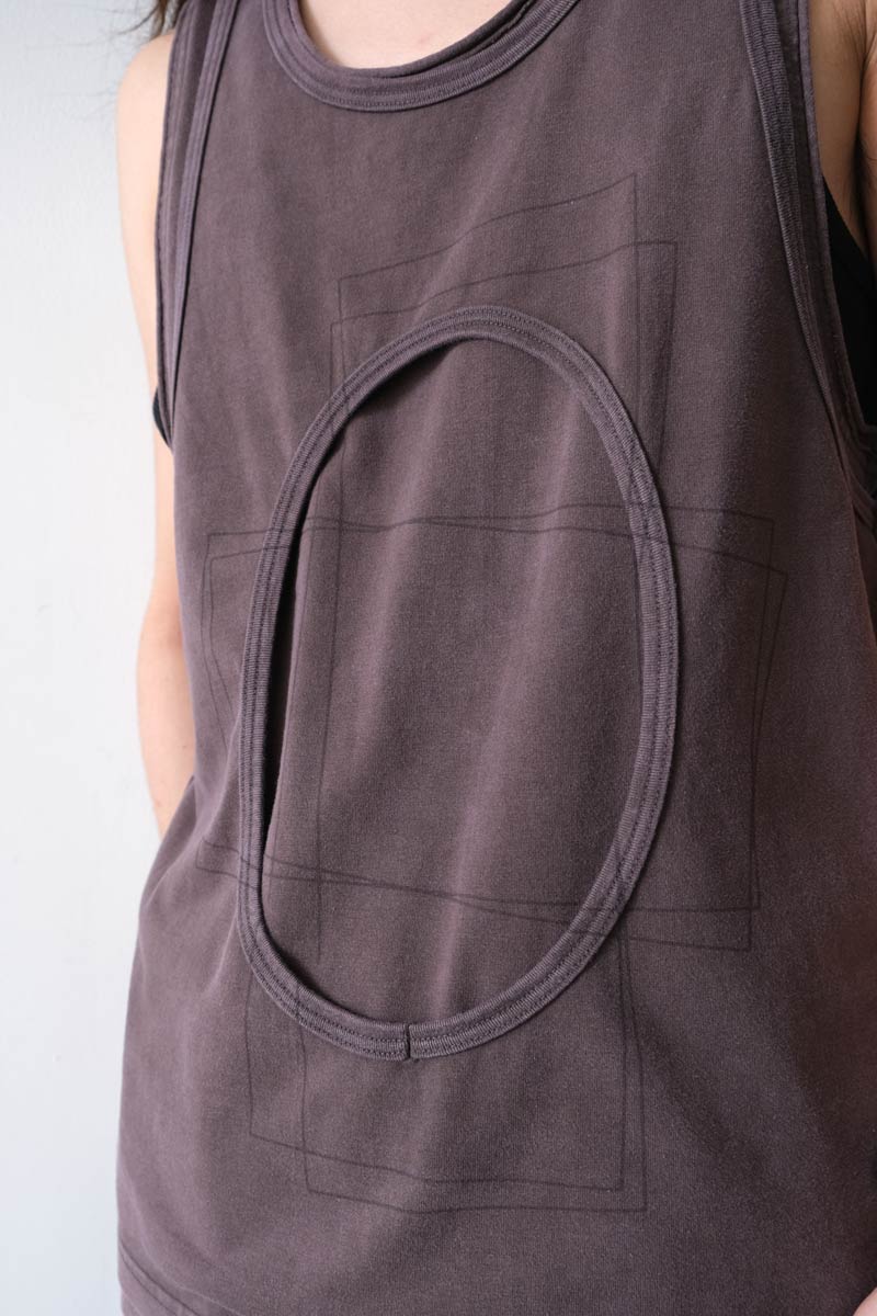 CIRCLE CUTTING FADE LAYERED TANKTOP .13 / FADE BROWN