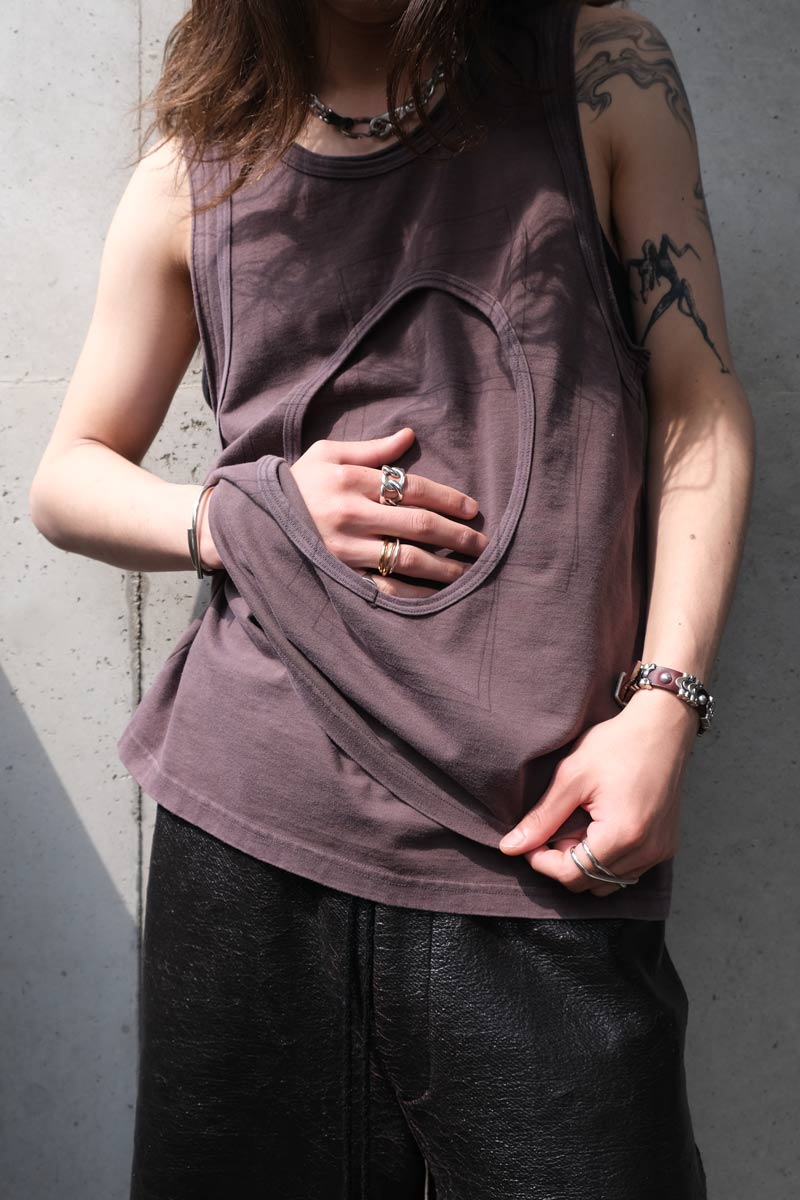 トップス SUBLATIONS TANKTOP CIRCLE CUTTING LAYERED TANKTOP .13【BLACK -TEXT-】 – SUBLATIONS