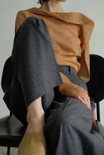 画像をギャラリービューアに読み込む, SOFT WOOL SIDE BUTTON FLY SLACKS / TOP GRAY