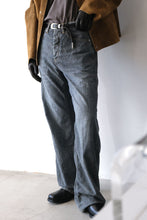 Load image into Gallery viewer, CRISS JEANS / MID BLUE HERRINGBONE
