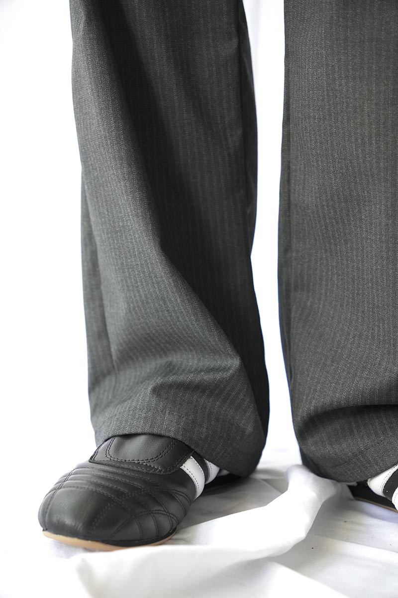 WIND TROUSERS / GREY PINSTRIPE