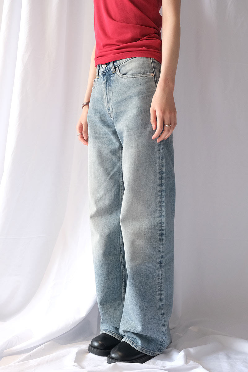 SHAKE JEANS / LIGHT BLUE CREASE