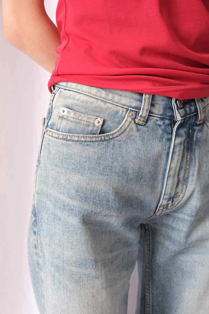 SHAKE JEANS / LIGHT BLUE CREASE