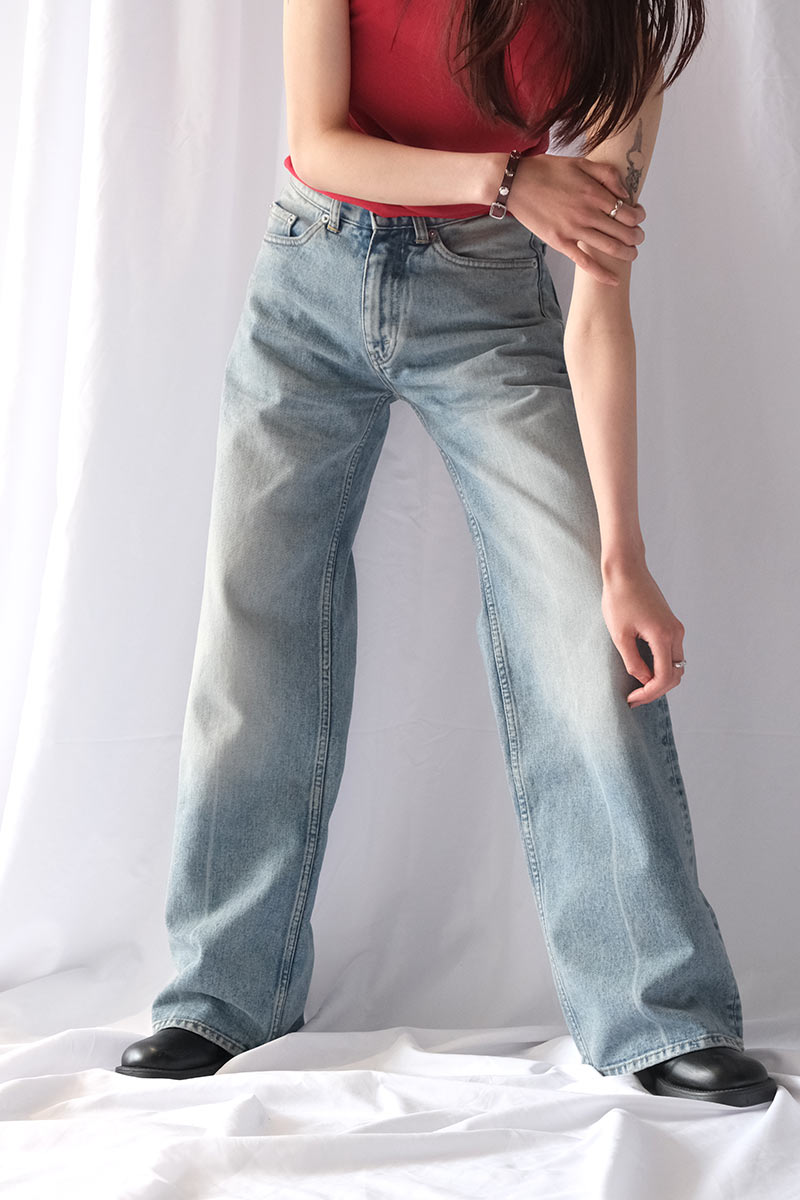 SHAKE JEANS / LIGHT BLUE CREASE