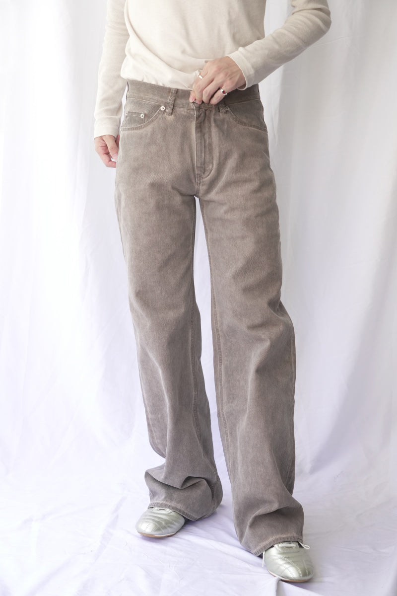 SHAKE JEANS / BROWN COLD DYE
