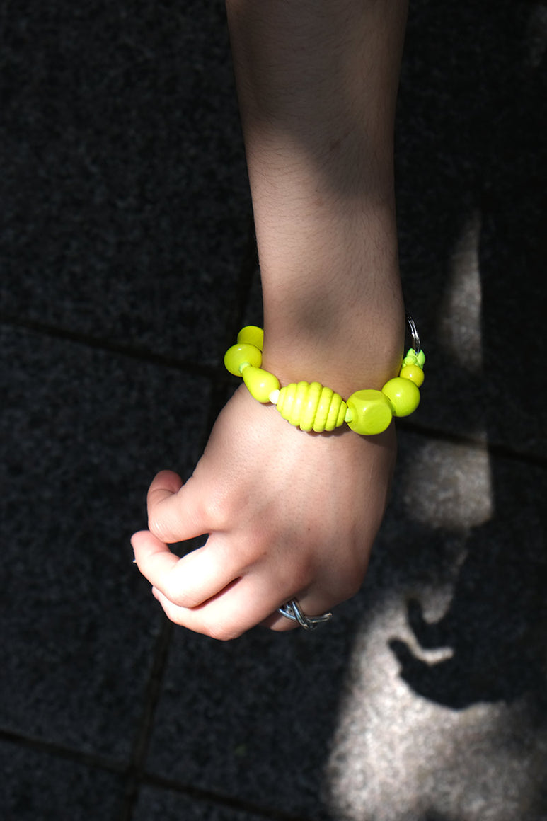 PERLENMIX SHORT KEYHOLDER / NEONYELLOW
