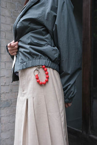 DICKE PERLEN SHORT KEYHOLDER / RED