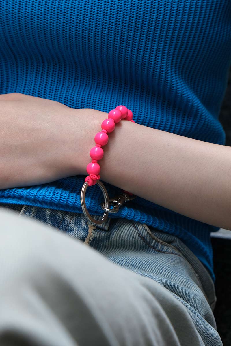 PEARL SHORT KEYHOLDER / NEON PINK