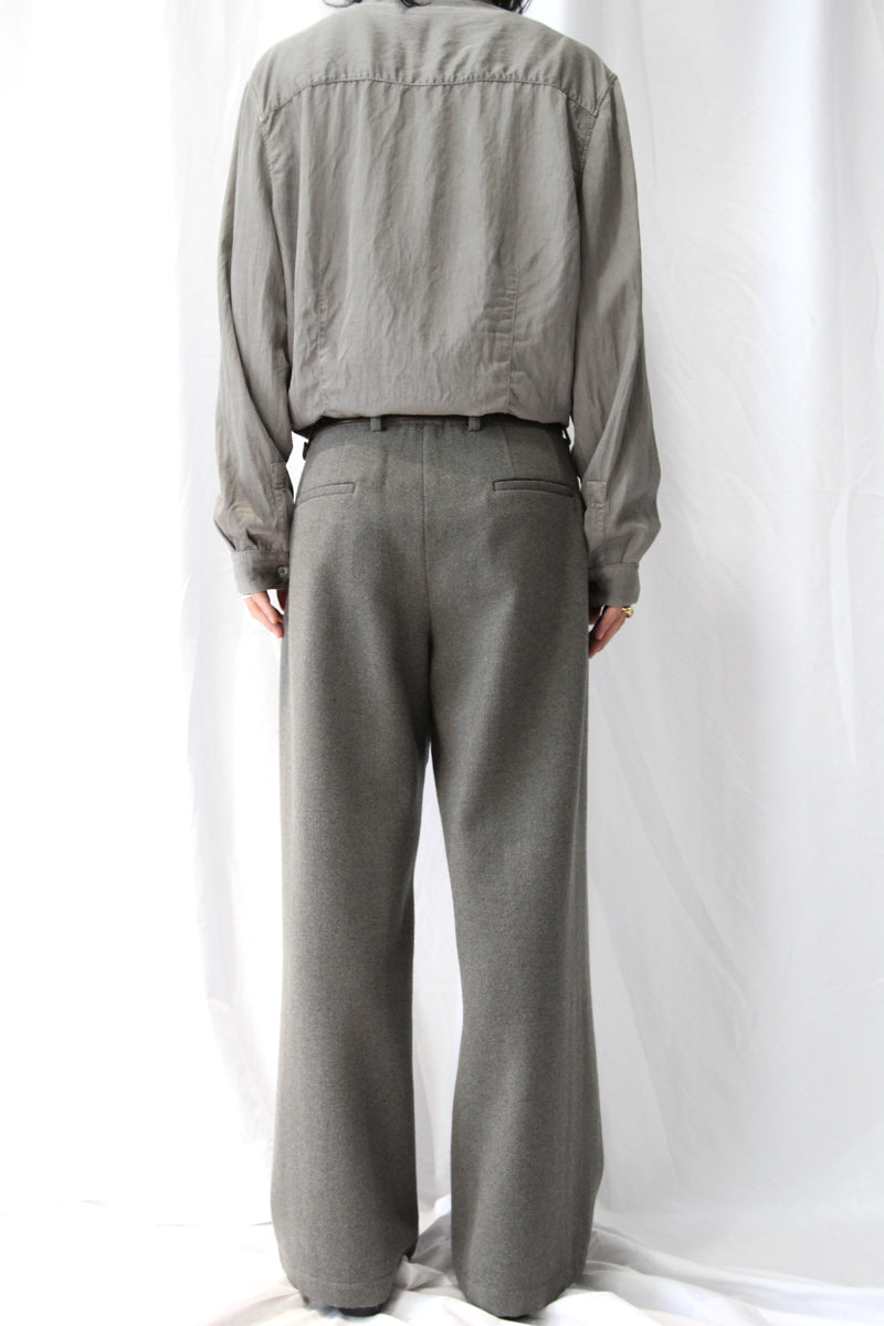 BRIDGE CHINO / NIGHT PINE FISHBONE BOUND WOOL [Expected to arrive in Autumn/Winter 2026]