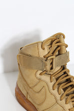 Load image into Gallery viewer, NIKE | AIR FORCE MID NUBUCK [USED]