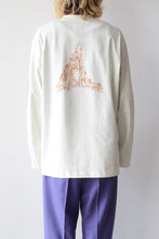 Load image into Gallery viewer, LONG SLEEVE GRAPHIC TEE / BLANC DE BLANC