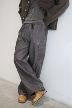 画像をギャラリービューアに読み込む, WAY TROUSER / BROWN WASH OUT NYLON