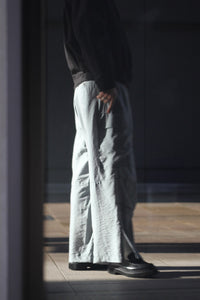 VISCOSE SHEER ORGANDY WIDE CARGO SLIT PANTS / BLUE GRAY