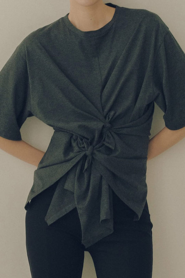 SUPIMA COTTON KNOTTED S/S TEE / TOP CHARCOAL