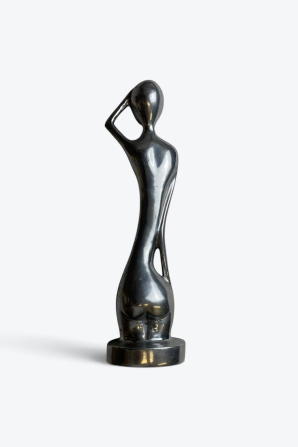 ABSTRACT WOMAN SCULPTURE