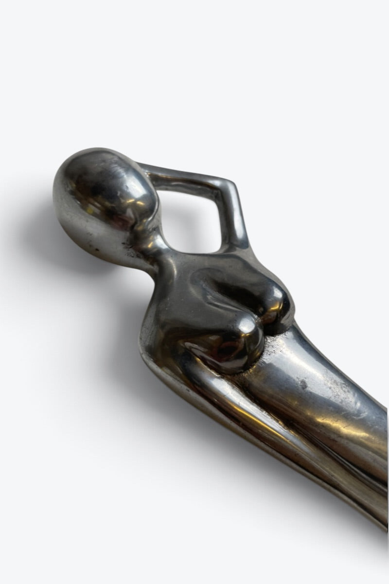 ABSTRACT WOMAN SCULPTURE