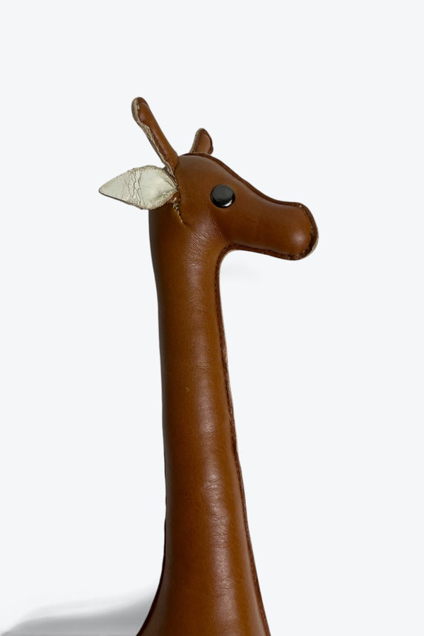 LEATHER GIRAFFE BOOKEND