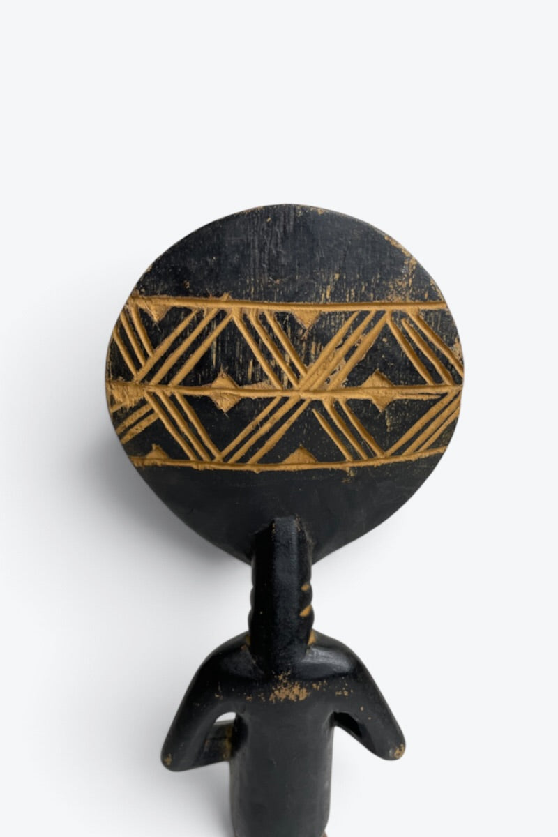 VINTAGE AFRICAN WOOD OBJECT