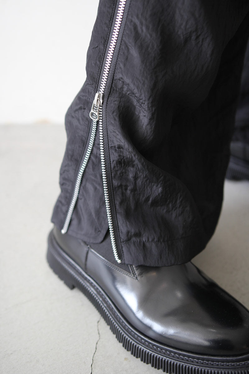 VISCOSE WASHER PARACHUTE ZIP PANTS / BLACK [20%OFF]