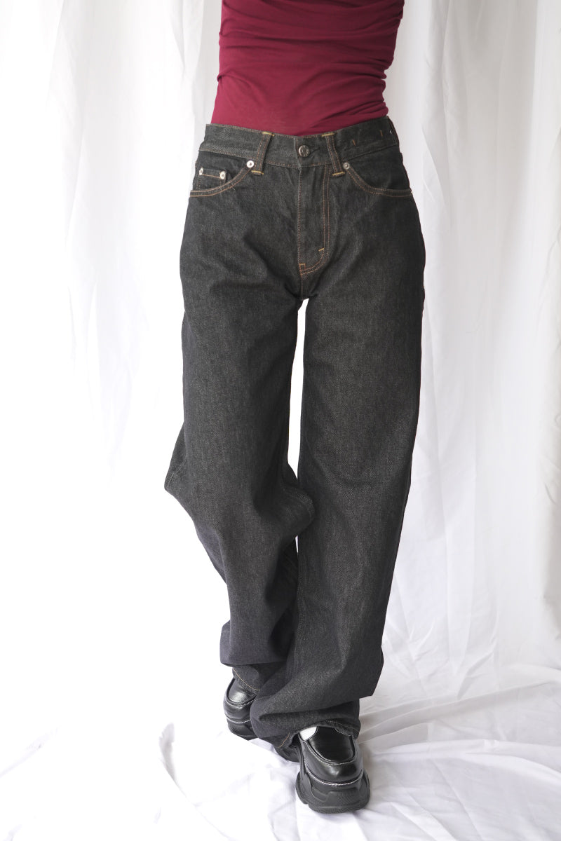 SHAKE JEANS / RINSED BLACK