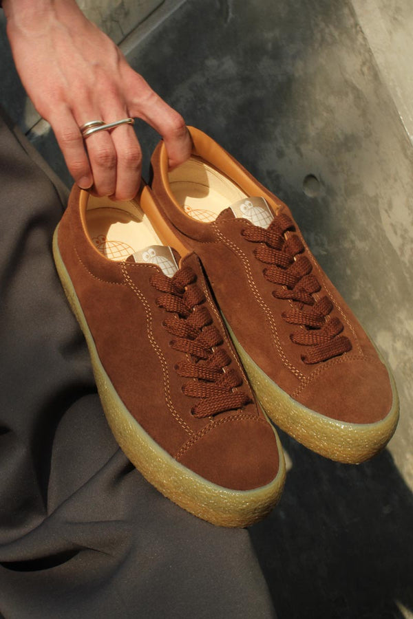 VM002 SUEDE LO / CHOC BROWN/GUM