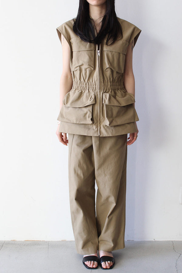 POCKETS UTILITY GILET / BEIGE [40%OFF]
