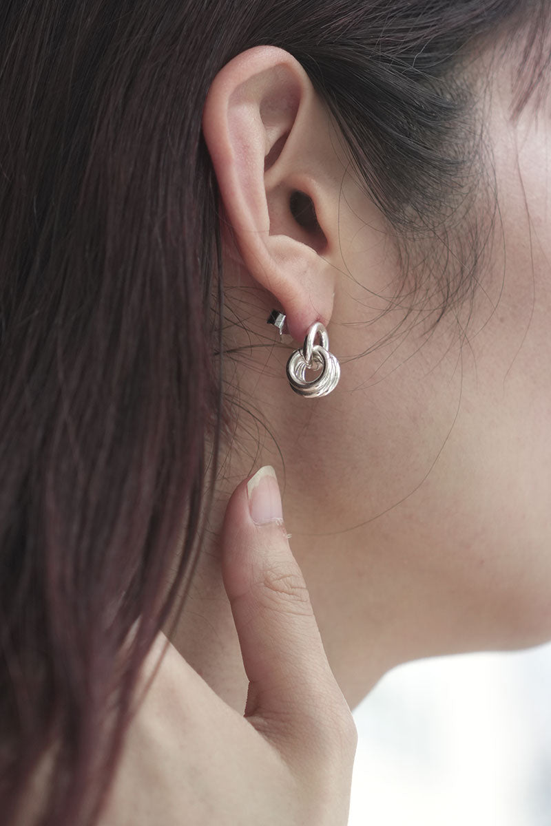 BABY CLUSTER STUDS EARRINGS / SILVER PLATED BRASS