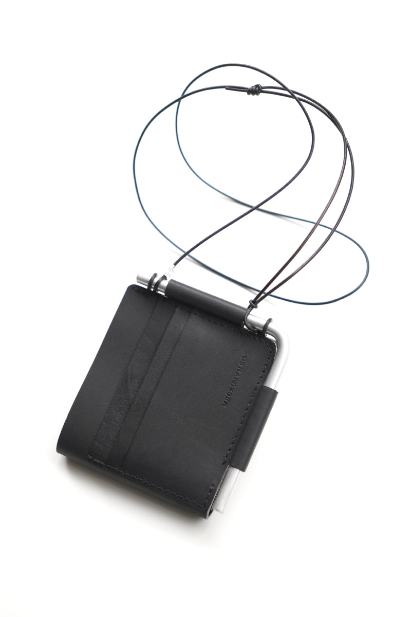 AL BIFOLD WALLET / BLACK GLOVE LEATHER