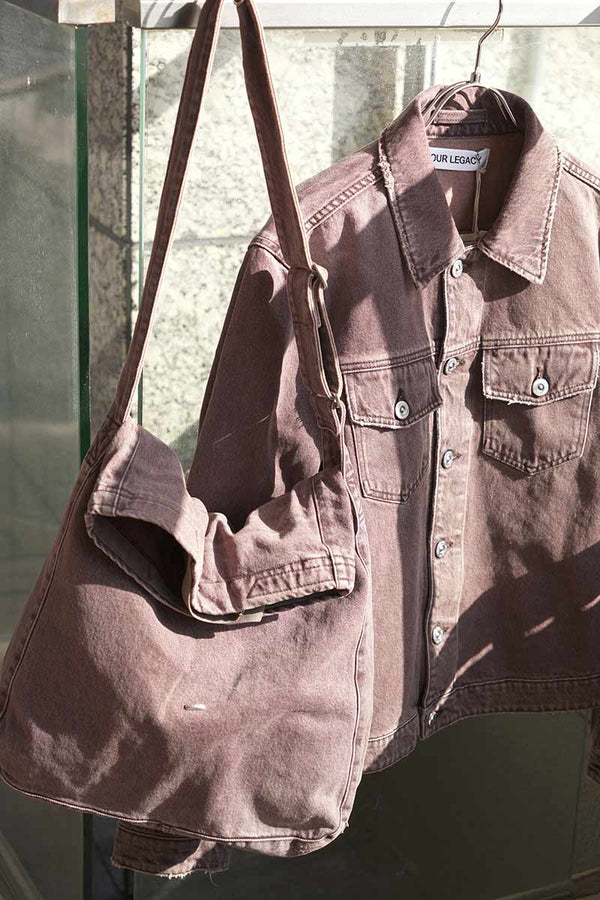 SLING BAG / OVERDYED CHOCO MELON