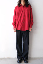 Load image into Gallery viewer, ABOVE SHIRT / LIPSTICK RED SUPER POPLIN