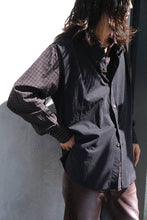 Load image into Gallery viewer, DOUBLE BORROWED SHIRT / BLACK FAUX LUMBERJACK CHECK [20%OFF]