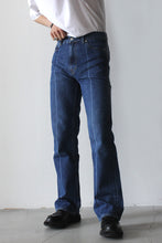 Load image into Gallery viewer, 70S CUT / MID BLUE CREASE DENIM  [20%OFF]