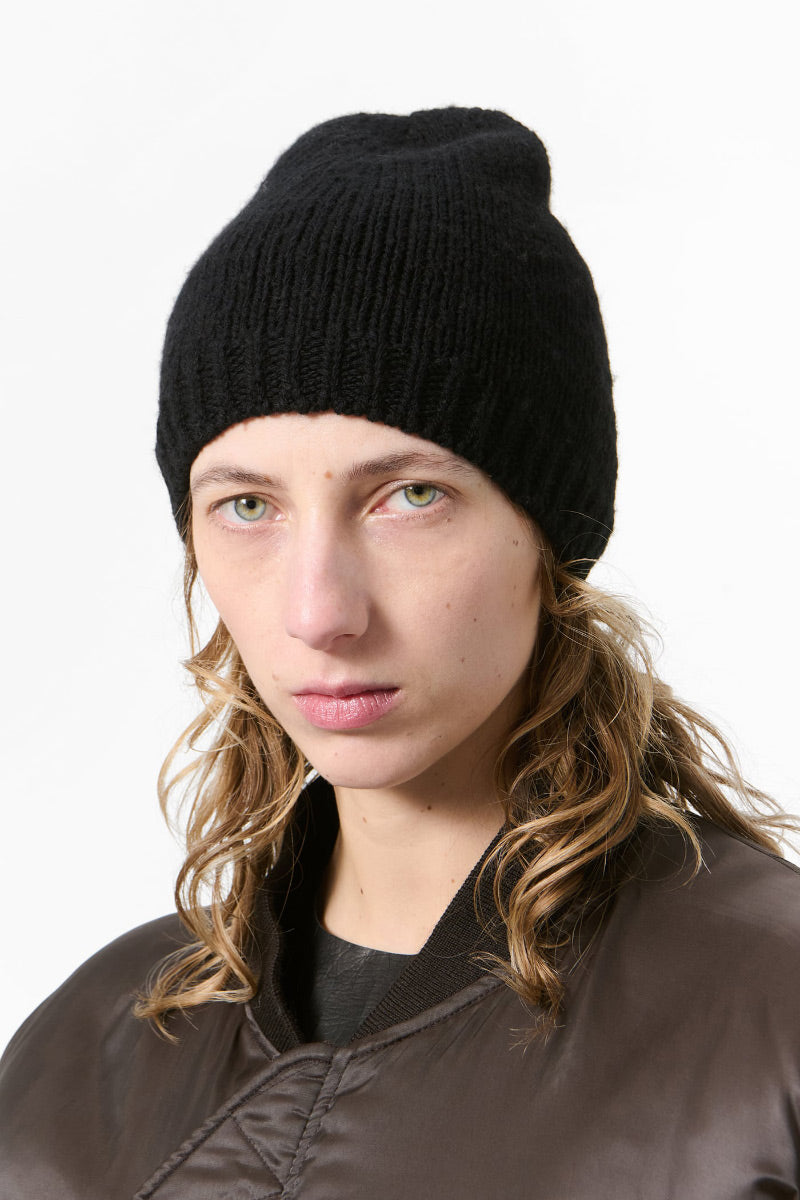 CLASSIC BEANIE / SLUB TWISTED BLACK WOOL [Scheduled for Winter 2026/2027 Arrival]