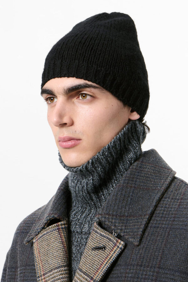 CLASSIC BEANIE / SLUB TWISTED BLACK WOOL