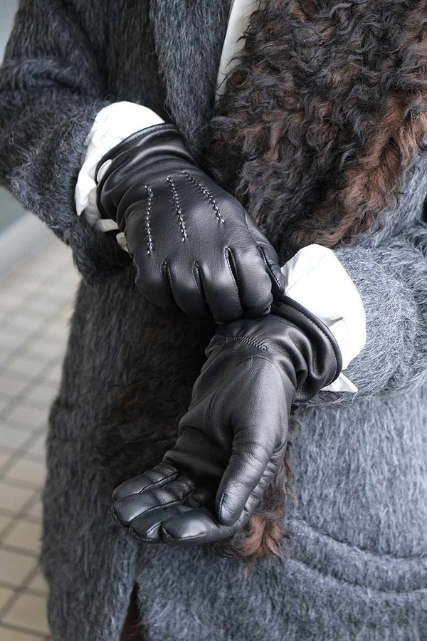 HER GLOVES / BLACK LEATHER