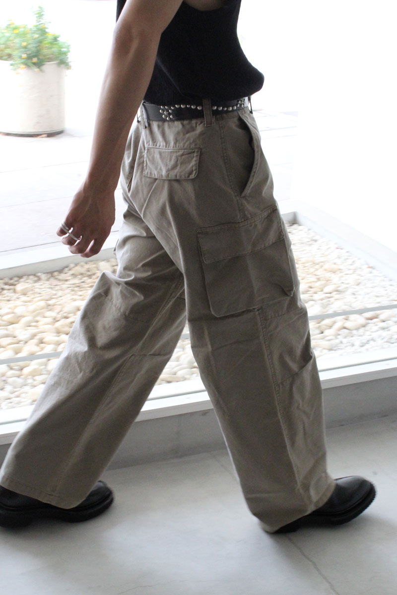 MOUNT CARGO / PEAFOWL CANVAS