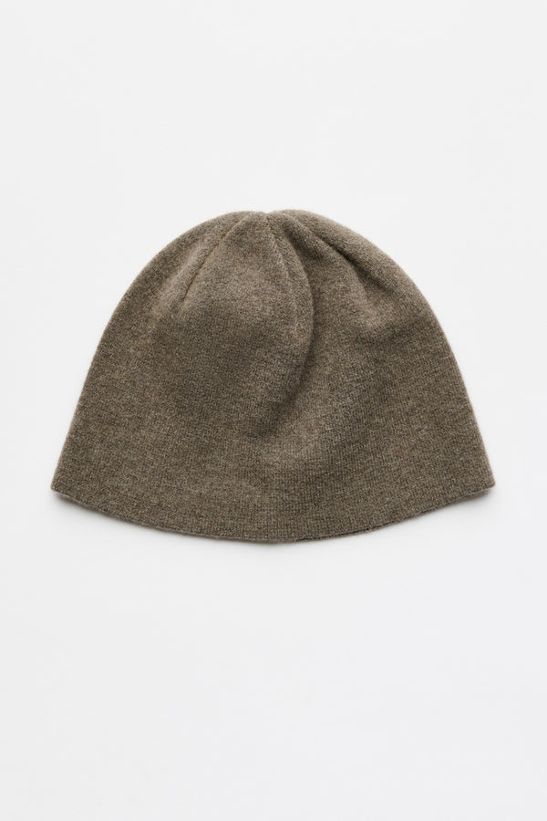 BEANIE / MUD SPRAY DYE CHERUD WOOL [Scheduled for Autumn/Winter 2026 arrival]