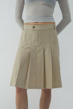 Load image into Gallery viewer, LAI MIDI PLEAT SKIRT / ECRU