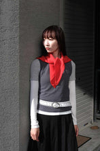 画像をギャラリービューアに読み込む, PRIMA WOOL TRIANGLE SCARF / RED