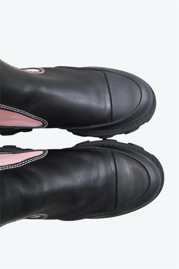 GANNI | SIDEGORE VOLUME SOLE LEATHER BOOTS [USED]