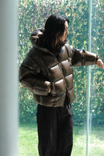Load image into Gallery viewer, CUBE 650 FILL POWER DOWN JACKET / DARK GREEN