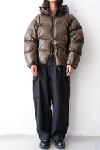Load image into Gallery viewer, CUBE 650 FILL POWER DOWN JACKET / DARK GREEN