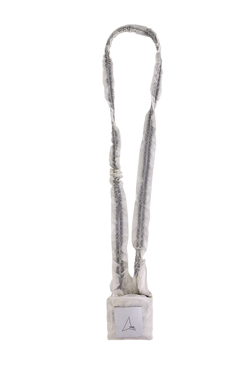 LAKI SMALL PACKABLE KNOT BAG / WISPY CLOUDS