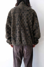 Load image into Gallery viewer, EWE FURRY JACKET / OLIVE