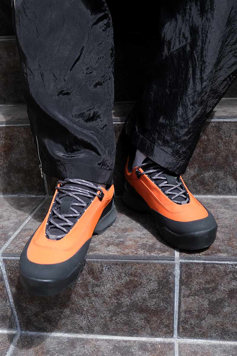 CINGINO HIKING SHOES / BURNT ORANGE BLACK [20% OFF]