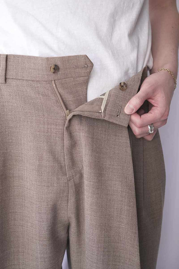 ROUGH WOOL 3TUCK BAGGY TROUSERS .15 / BEIGE